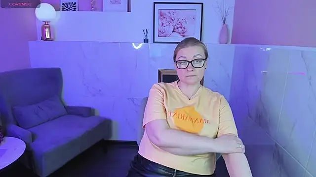 AlexandraKind online show from February 23, 2025, 11:44 am