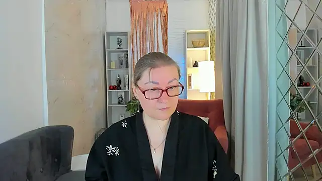 AlexandraKind online show from January 11, 2026, 8:36 pm