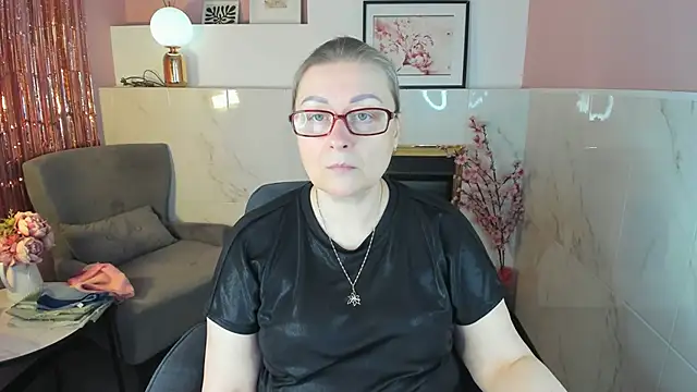 AlexandraKind online show from January 16, 2026, 1:37 pm