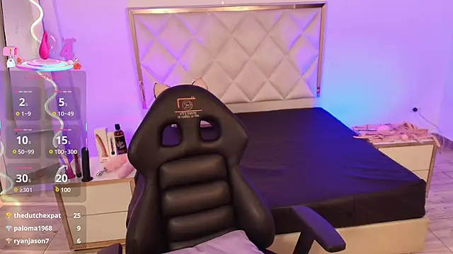 Andy tay1 online show from March 7, 2025, 6:35 am