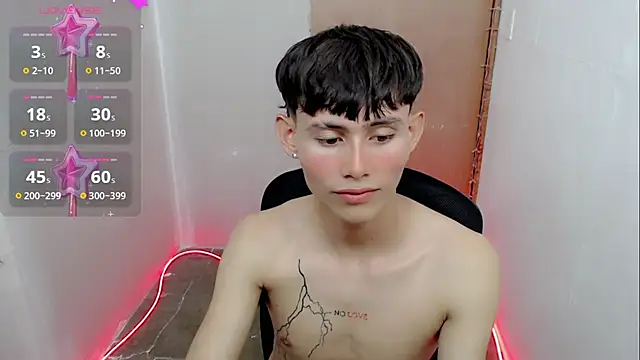 Snapshot of tanjiro_cute chatting on January 9, 2025, 3:04 am tanjiro cute online show from January 9, 2025, 3:04 am