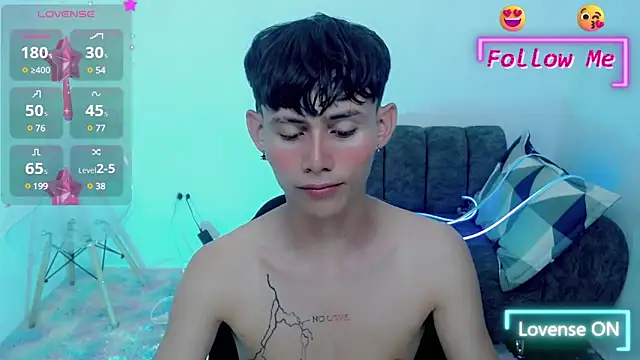 Snapshot of tanjiro_cute chatting on January 30, 2025, 3:33 am tanjiro cute online show from January 30, 2025, 3:33 am