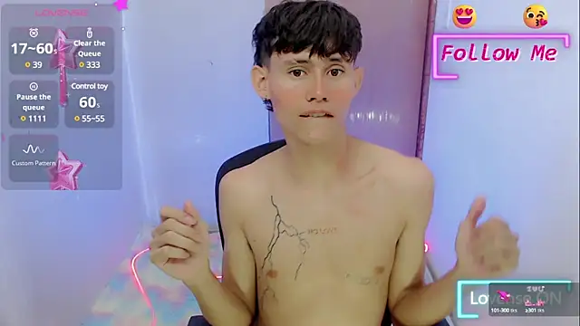 Snapshot of tanjiro_cute chatting on February 1, 2025, 3:52 am tanjiro cute online show from February 1, 2025, 3:52 am