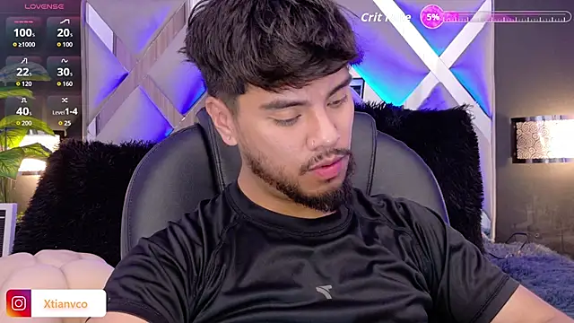 Tommidubois online show from September 18, 2025, 4:03 am