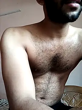 Vignesh3246 online show from October 6, 2025, 6:11 am