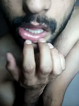 Vignesh3246 online show from February 11, 2026, 2:55 pm