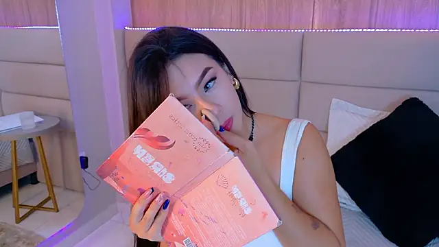 EymiCuper online show from March 6, 2026, 9:11 pm