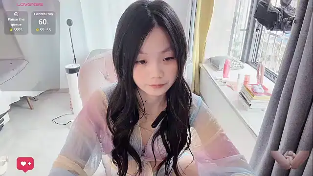 Lena-yyds online show from December 22, 2025, 7:38 am