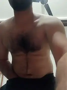 smartboy010101 online show from December 7, 2024, 3:52 pm