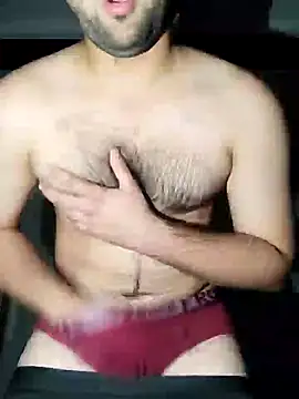 smartboy010101 online show from December 12, 2024, 1:06 pm