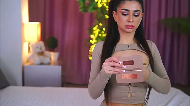 YemayaLuna online show from December 25, 2024, 10:05 pm