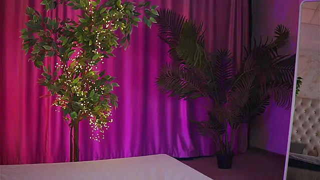 YemayaLuna online show from February 11, 2025, 1:31 am