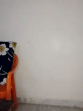 Sexy Radhikaa online show from April 23, 2026, 3:47 pm