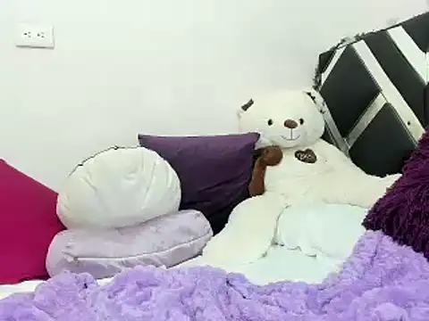 macarenaawills online show from January 24, 2025, 8:54 pm