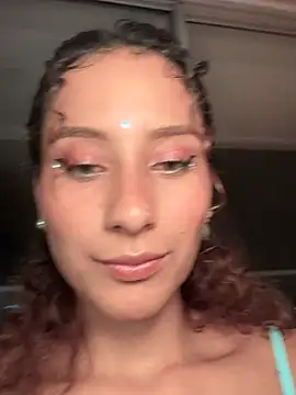 varenkaivanova 22 online show from February 26, 2025, 8:04 am