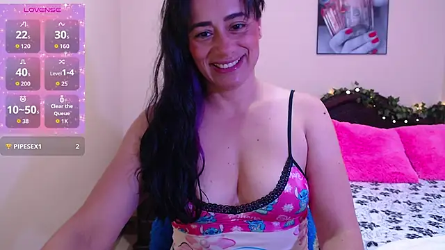 sara florez1 online show from December 5, 2025, 11:30 am