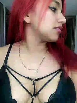 Naomy veracruz  online show from January 8, 2025, 1:31 pm