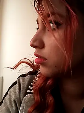 Naomy veracruz  online show from October 26, 2025, 11:49 am