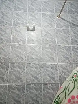 Naomy veracruz  online show from December 16, 2025, 10:09 am