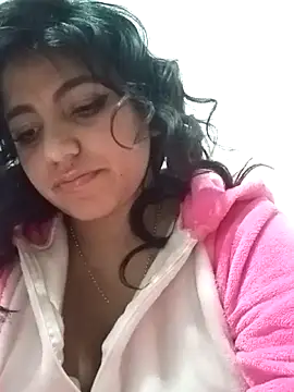 Naomy veracruz  online show from December 21, 2025, 2:41 am