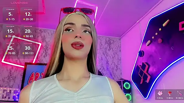 Alessa mullen online show from March 6, 2025, 3:02 am