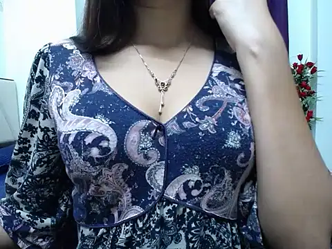 taisina online show from September 26, 2025, 5:06 pm