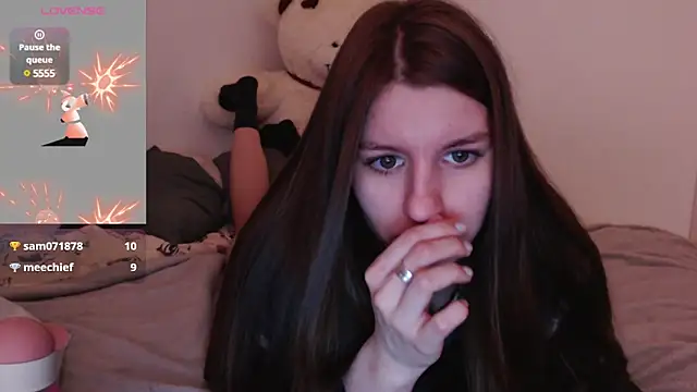 juicy mystery online show from February 5, 2025, 2:48 pm