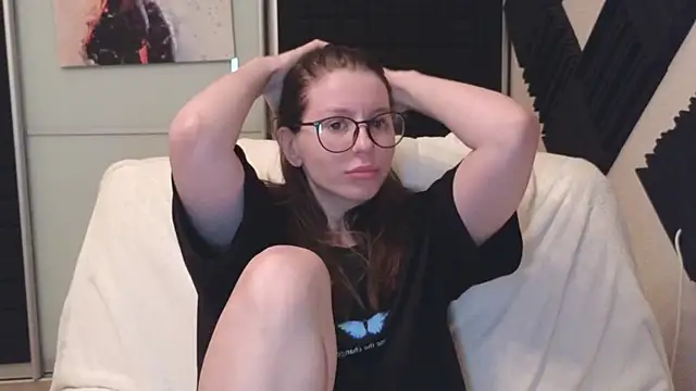 juicy mystery online show from June 19, 2026, 9:57 am