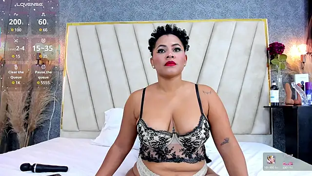 Madison-Diaz online show from February 6, 2025, 2:04 pm