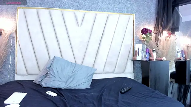 Madison-Diaz online show from February 14, 2025, 12:25 pm