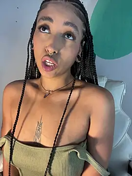 LollaByer online show from March 6, 2026, 9:11 pm