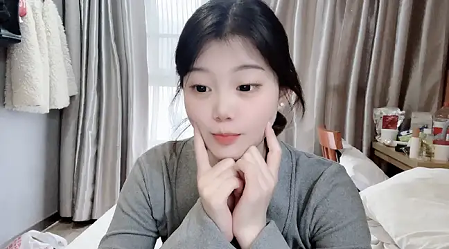 yangyang-1115 online show from February 10, 2025, 9:58 am