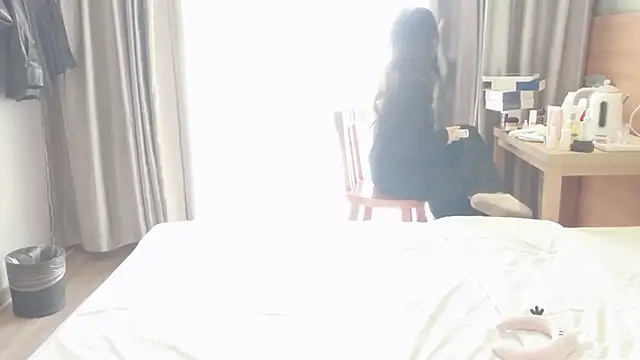 yangyang-1115 online show from February 25, 2025, 8:47 am