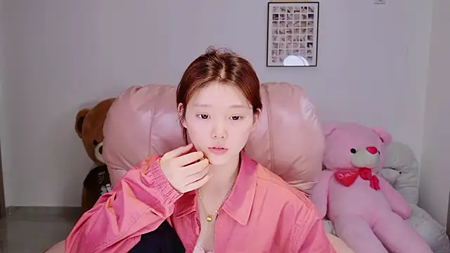 yangyang-1115 online show from April 13, 2026, 2:22 pm