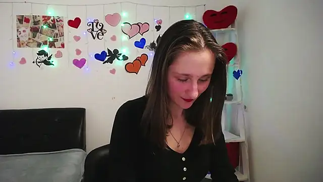 MichelLeee online show from February 27, 2025, 6:20 pm