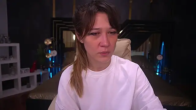 DreamyLinaa online show from January 25, 2025, 6:45 am