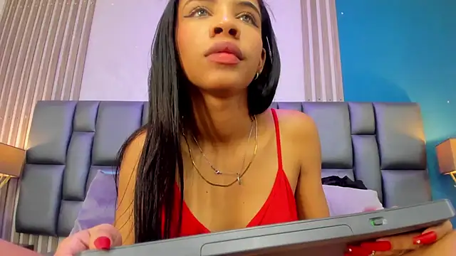 AshleyHill2 online show from February 21, 2025, 6:51 am