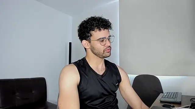 andrewChris  online show from October 24, 2025, 3:30 pm