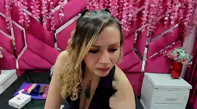 alaha evans online show from December 5, 2024, 6:33 pm