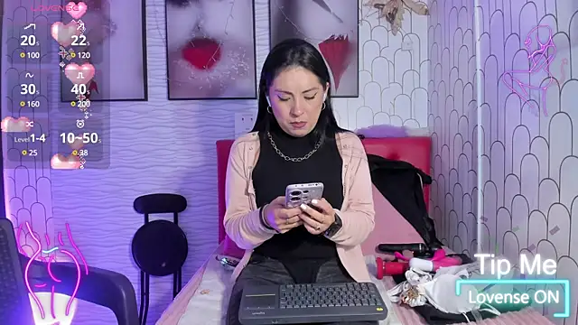 Ella Rousse online show from February 14, 2025, 12:25 pm