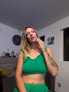 Ana-ya16 online show from September 29, 2025, 3:55 am