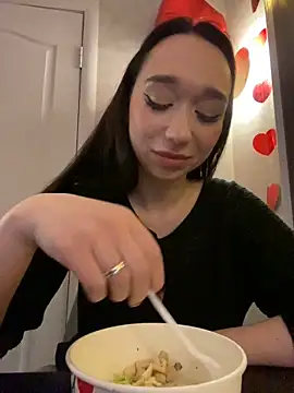 Snapshot of TaylorDavids chatting on March 2, 2025, 7:45 pm TaylorDavids online show from March 2, 2025, 7:45 pm