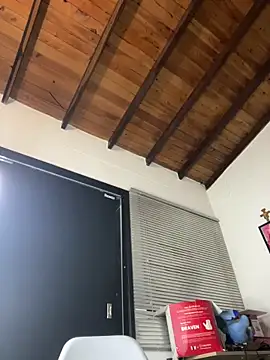 bigasssweet 2 online show from April 28, 2026, 2:10 am