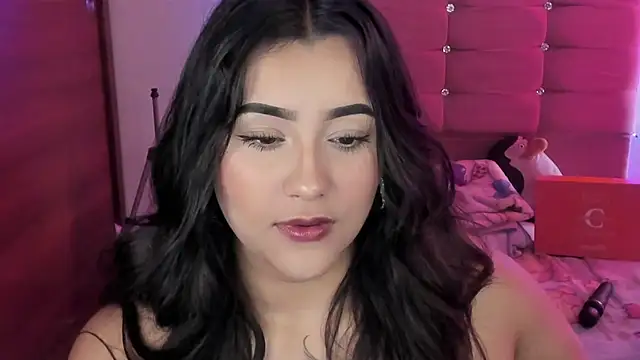 male couper online show from December 21, 2024, 4:25 pm