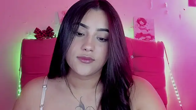 male couper online show from January 14, 2025, 9:51 pm