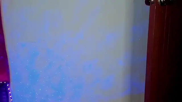 male couper online show from March 13, 2025, 12:46 pm