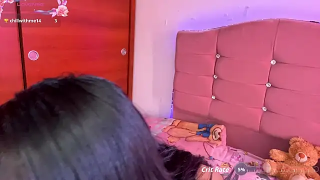 male couper online show from October 16, 2025, 7:59 pm