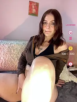 Snapshot of Valery_hilthon chatting on May 18, 2026, 9:53 pm Valery hilthon online show from May 18, 2026, 9:53 pm