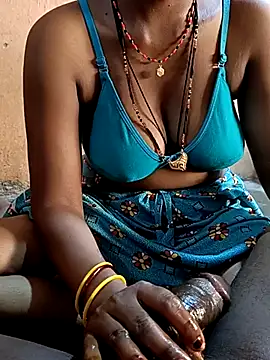 tammy-lisha online show from September 26, 2025, 2:26 am