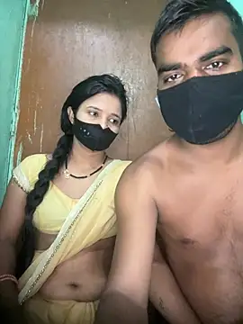 Suhani512 online show from June 18, 2026, 11:31 pm